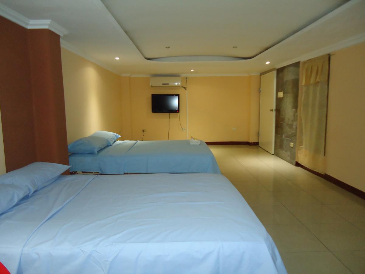 Hostaling Guayaquil Mercedes Exteriör bild